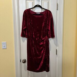 Robbie Bee Red Crushed Velvet 3/4 Sleeve Wrap Side Tie Dress Womens 1X Plush